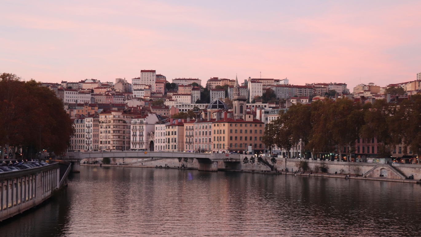 Mobilisation solidaire pour les commerçants de la Presqu’île de Lyon : une cagnotte lancée pour soutenir les commerces touchés